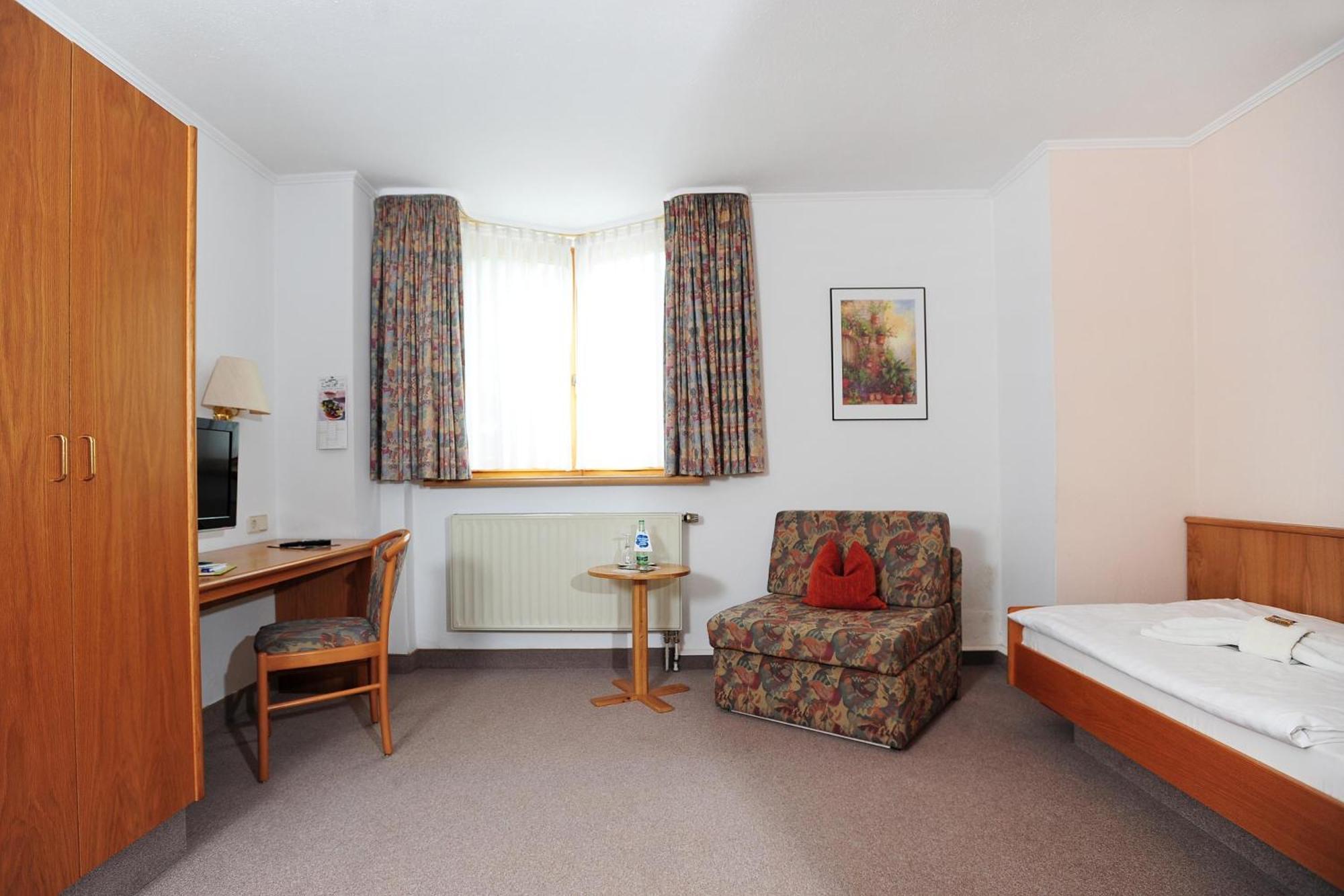 Landhotel Plauen - Gasthof Zwoschwitz Bagian luar foto
