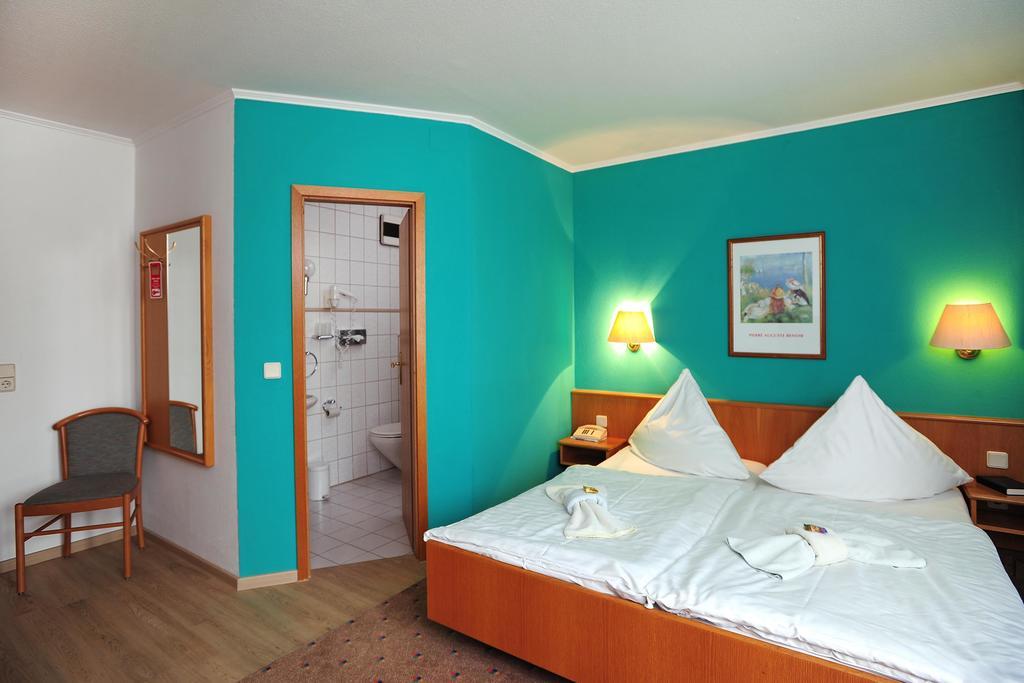 Landhotel Plauen - Gasthof Zwoschwitz Bagian luar foto
